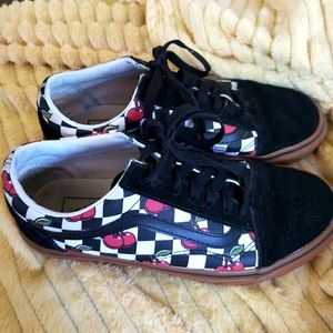 Vans (cherry print)